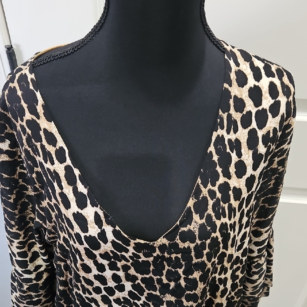 Plus size Chic Animal Print Mid sleeve V-Neck Dress size XL New with Tags - Picture 4 of 9
